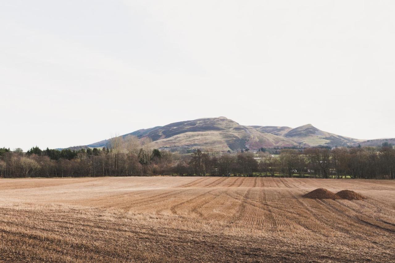 Atlas Ovation Lodge Auchterarder Bagian luar foto